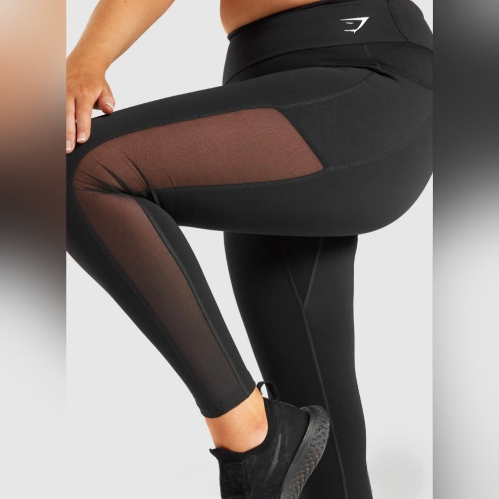 Training Mesh Pocket Leggings- Size Large-GUC🖤 - Picture 3 of 10